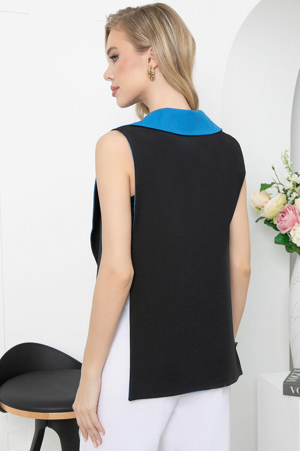 LT Collection Жилет 294261 Б5710 черный, лазурный
