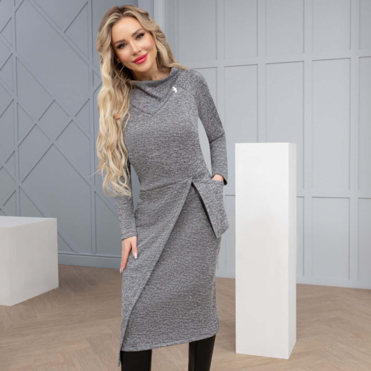 CHARUTTI Платье 295637 7546 серый