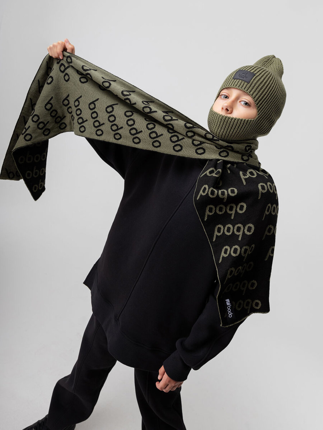 Bodo Шарф 316348 12-129 хаки (черный)