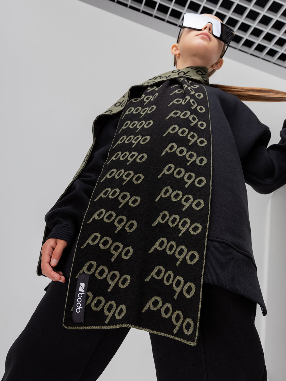 Bodo Шарф 316348 12-129 хаки (черный)