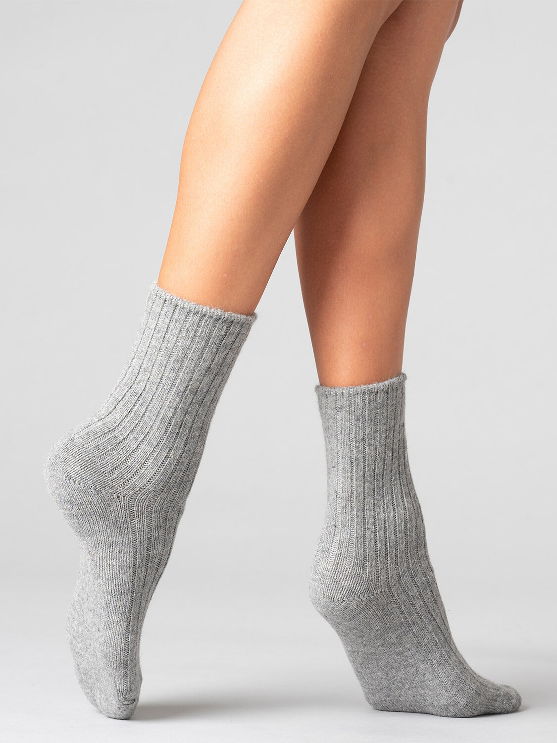 JS Giulia Носки 318825 WS3 THERMO 2304 light grey