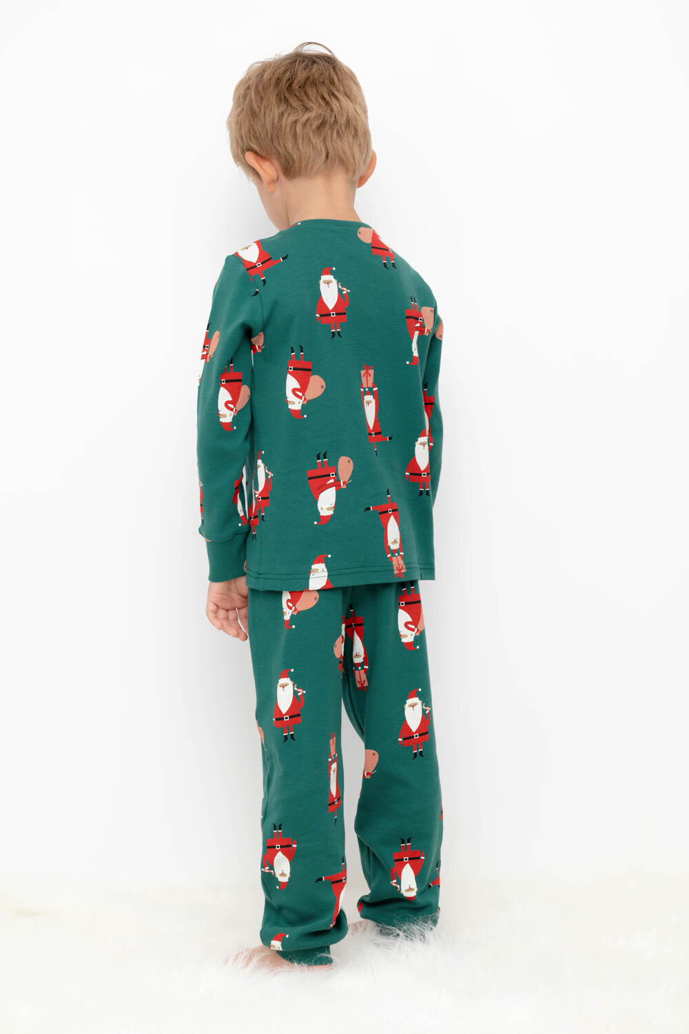 CROCKID Пижама 319205 К 1552 дед морозы с подарками на тем.зеленом