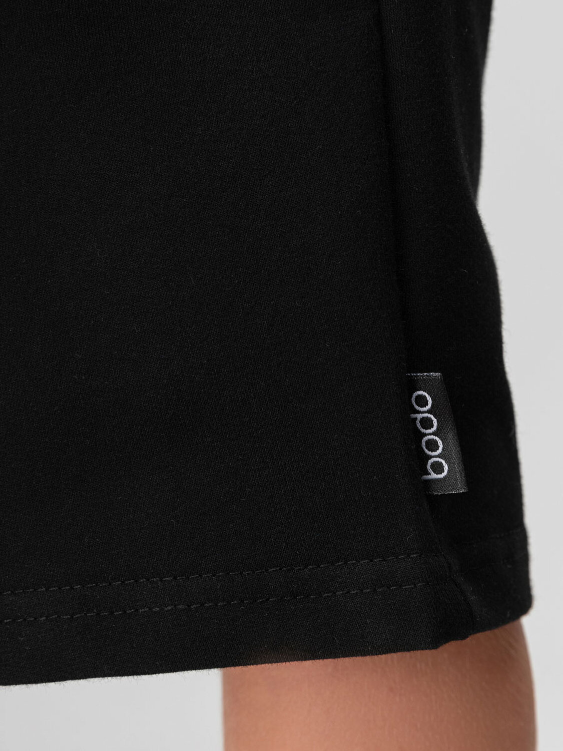 Bodo Костюм 333215 11-357U черный (белый)