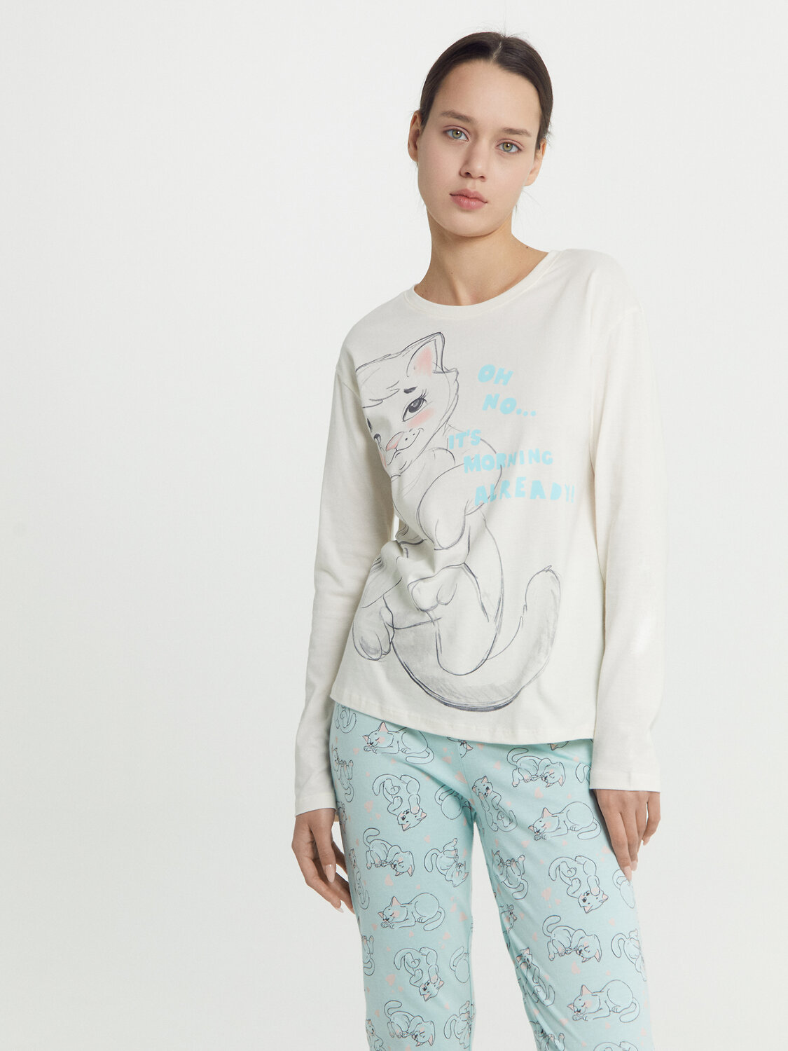 MARK FORMELLE Комплект 402867 592510 молочный +котики на цвете иней