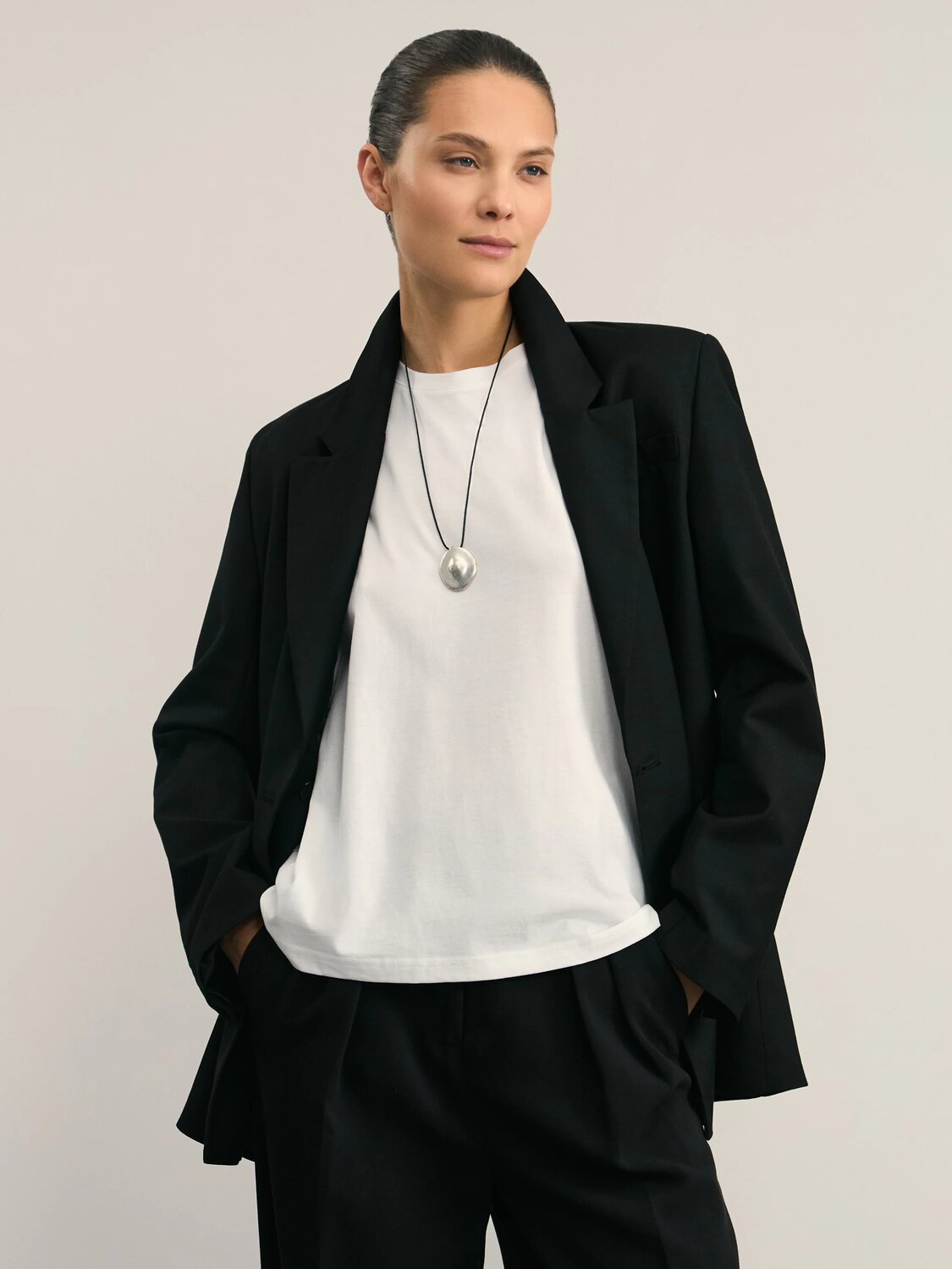 ZARINA Футболка 502806 W_REGULAR8 белый