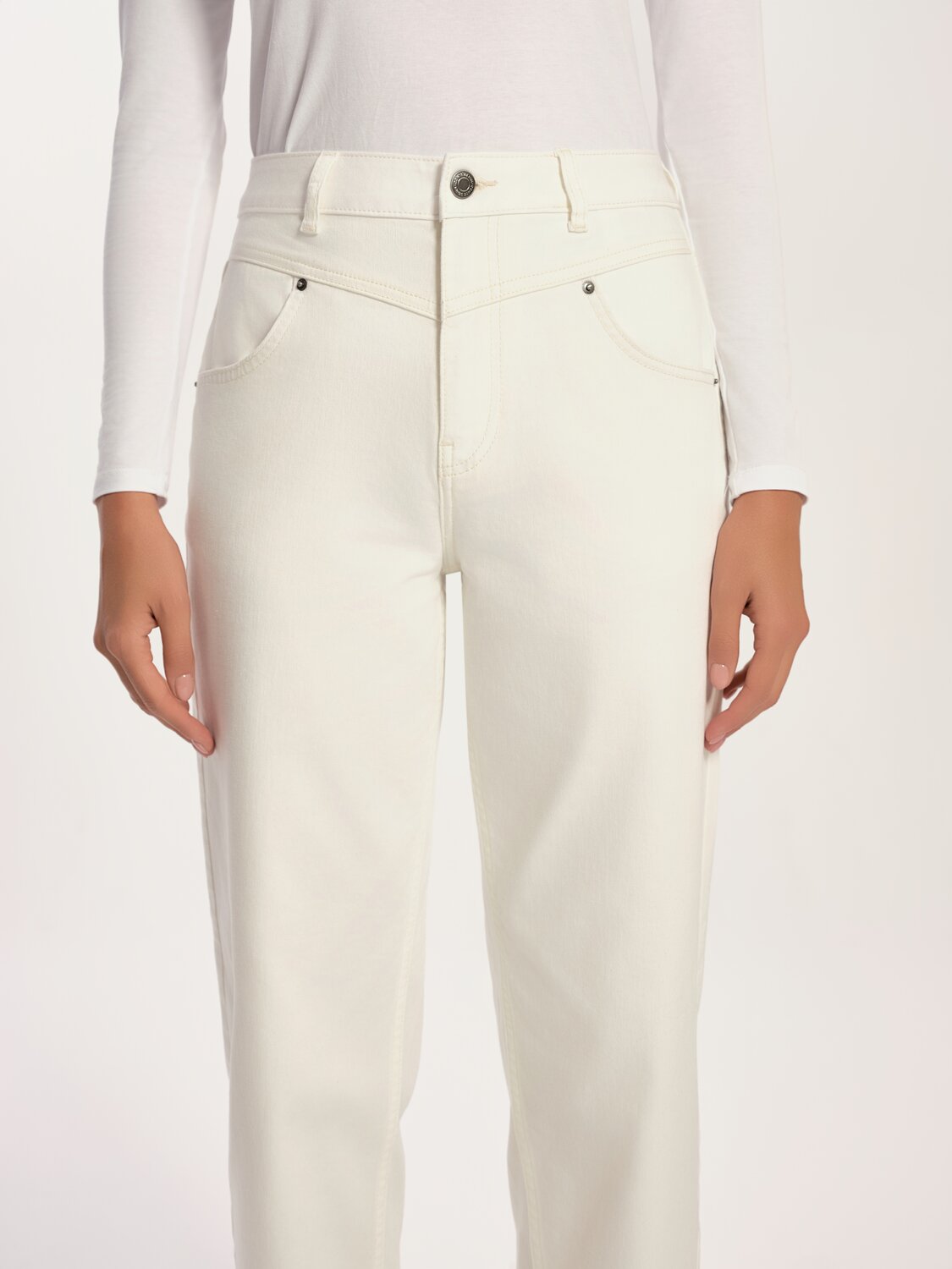 Conte elegant Джинсы 535301 CON-726 off white
