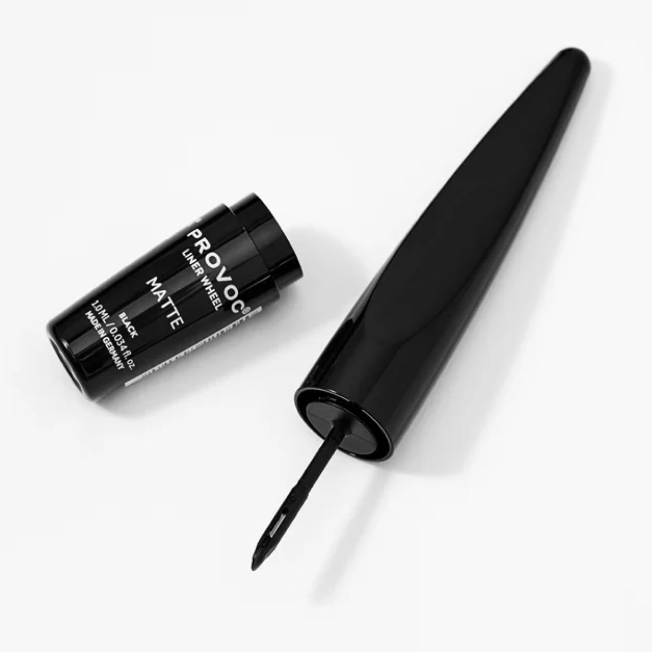 Provoc Жидкая подводка для глаз с роликом / Eyeliner Wheel 01 Matte Black, черный матовый 545937 17042