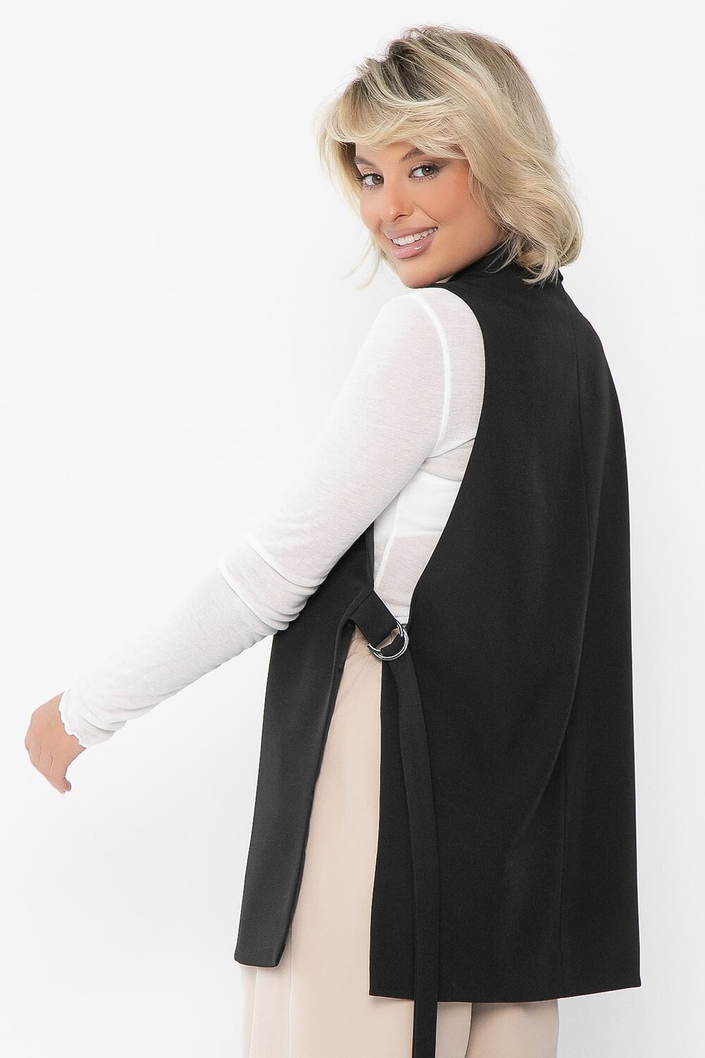 LT Collection Жилет 548785 Б14060-24М черный