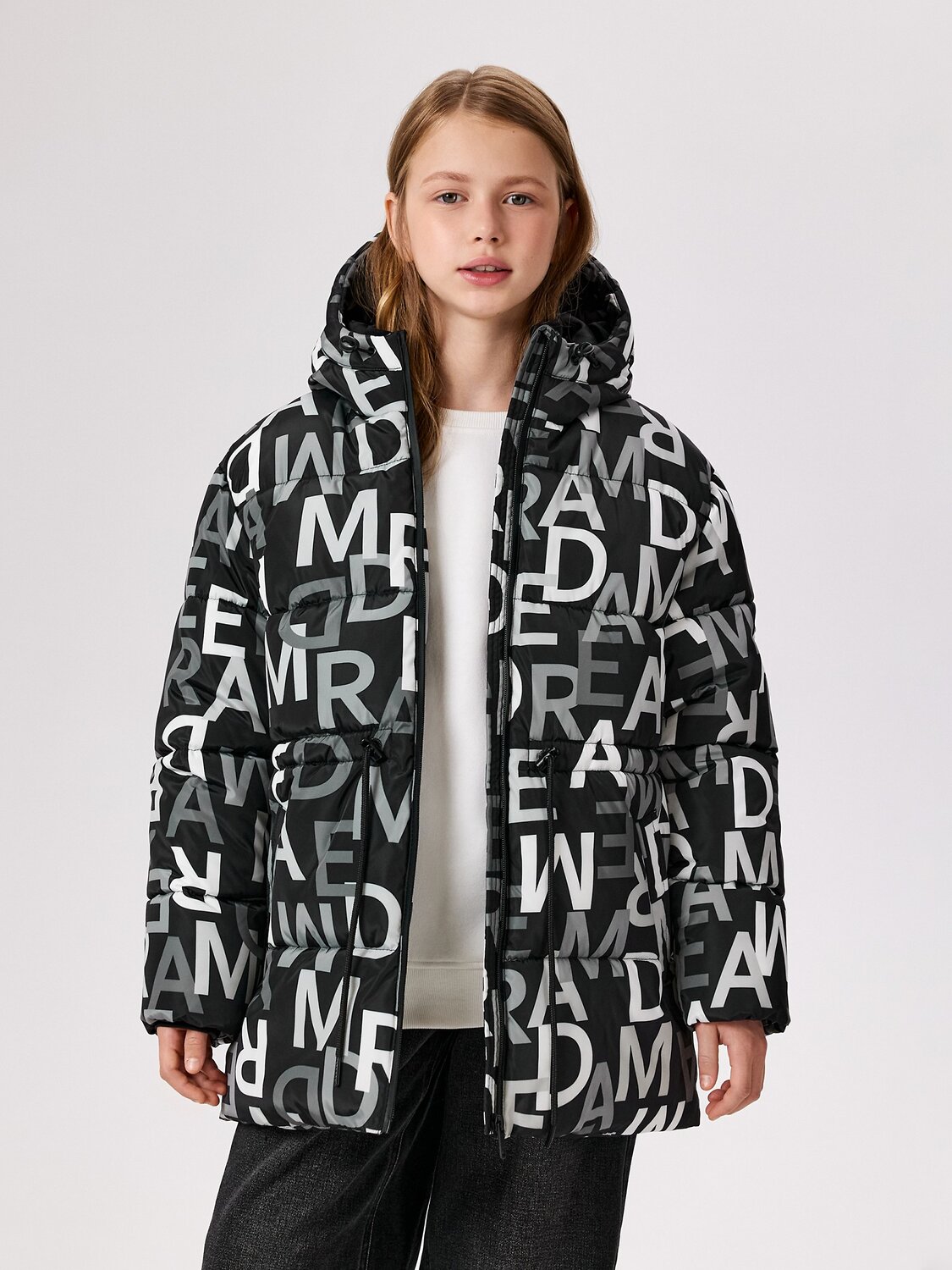 Acoola Куртка 552395 20210650035 черно-белый