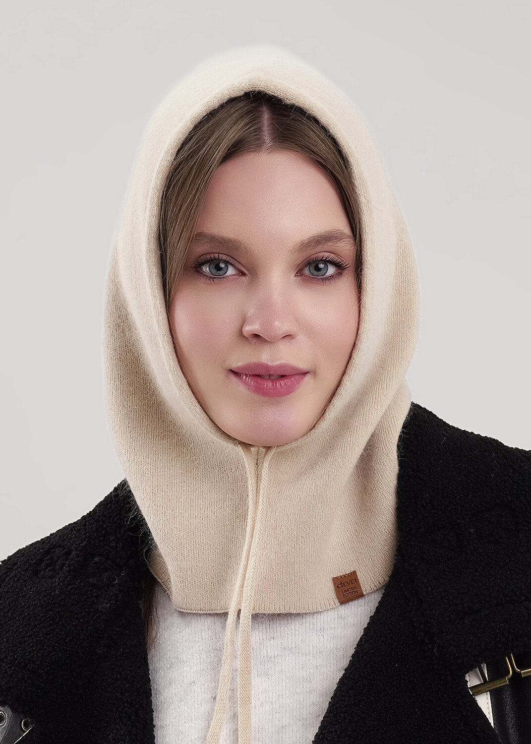 CLEVER Шапка 556353 454421паш св.бежевый