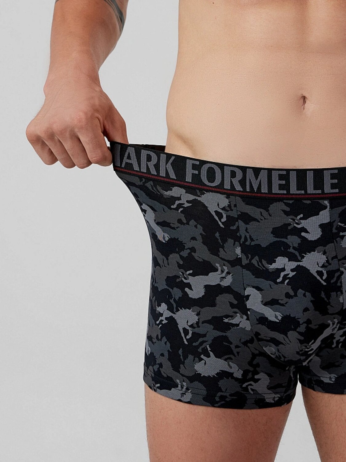MARK FORMELLE Трусы 562747 411228-2 лошади на черном +черный