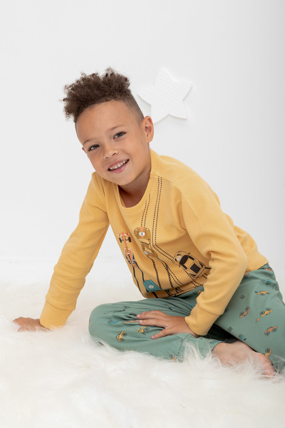 CROCKID Пижама 565049 К 1541/25 пшеница, гонки на весеннем зеленом