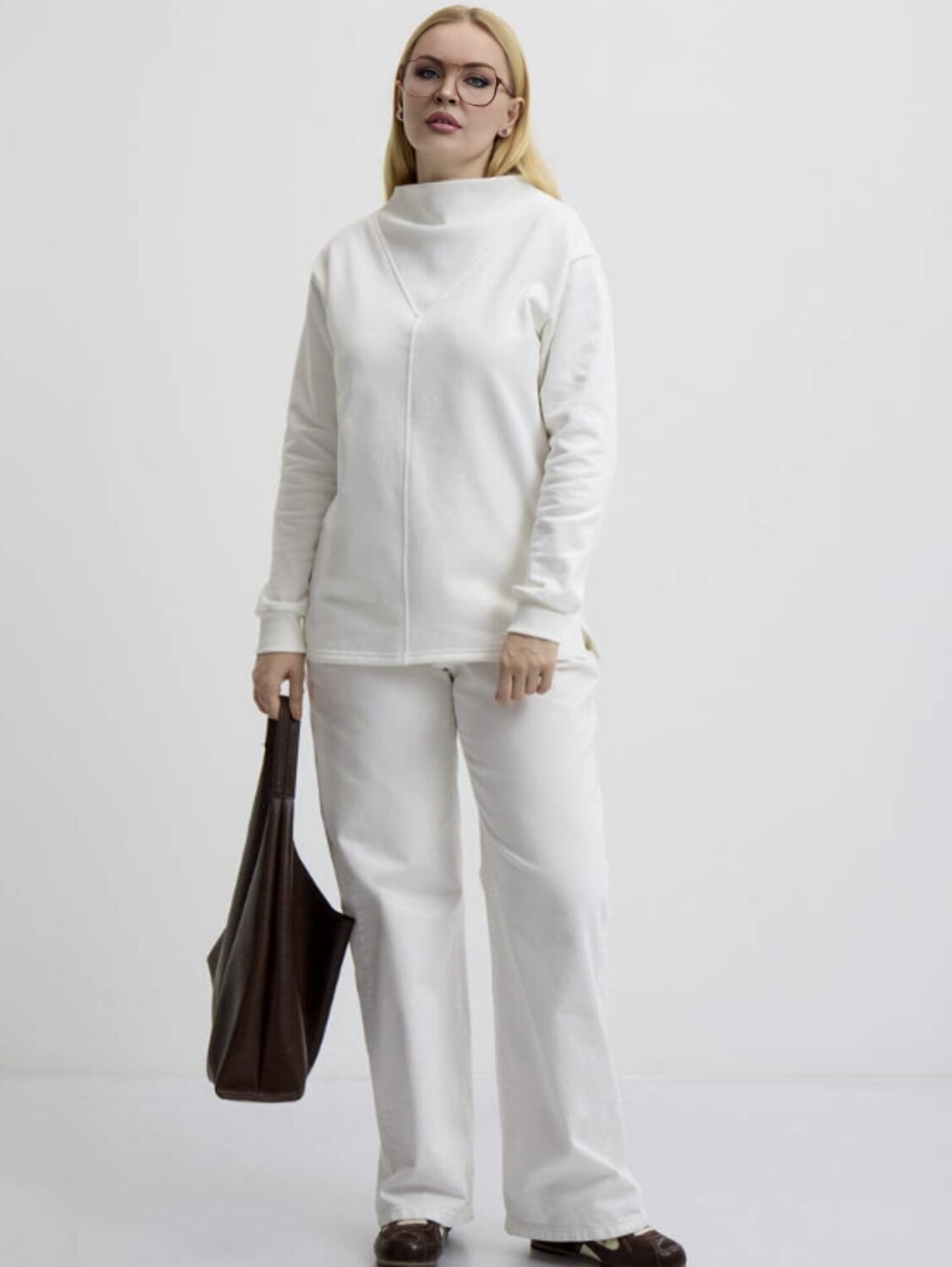 AandOstudio Свитшот 567882 Д30009Д белый