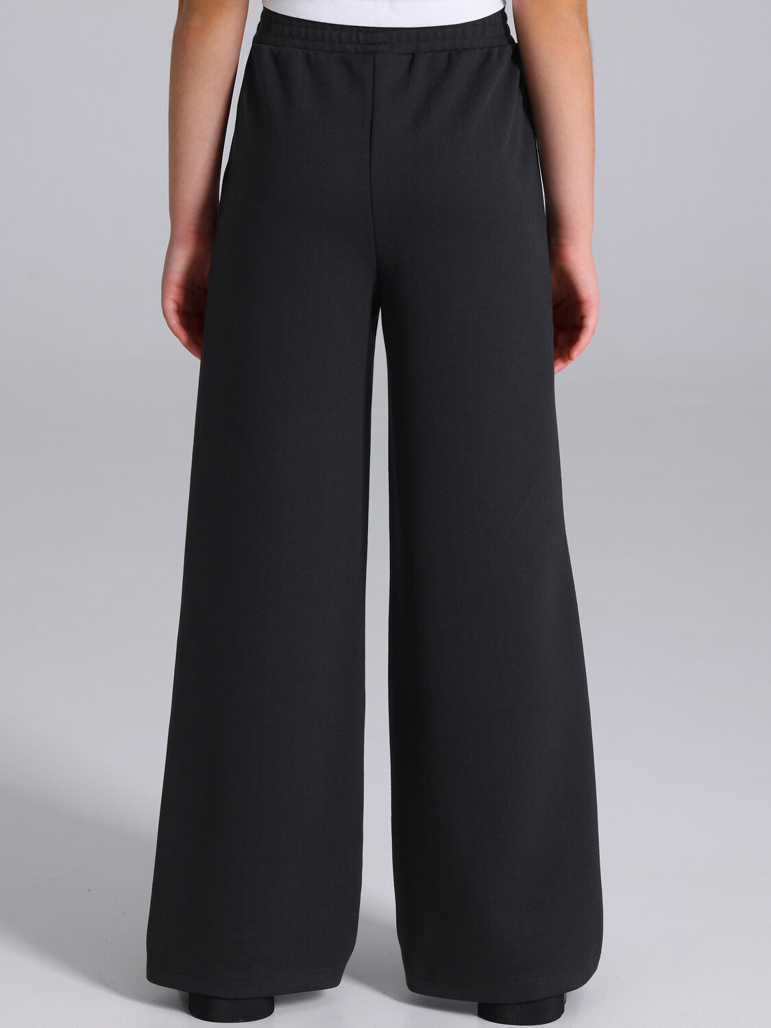 Апрель Брюки 568010 1ДББ4972176 твид елочка черный