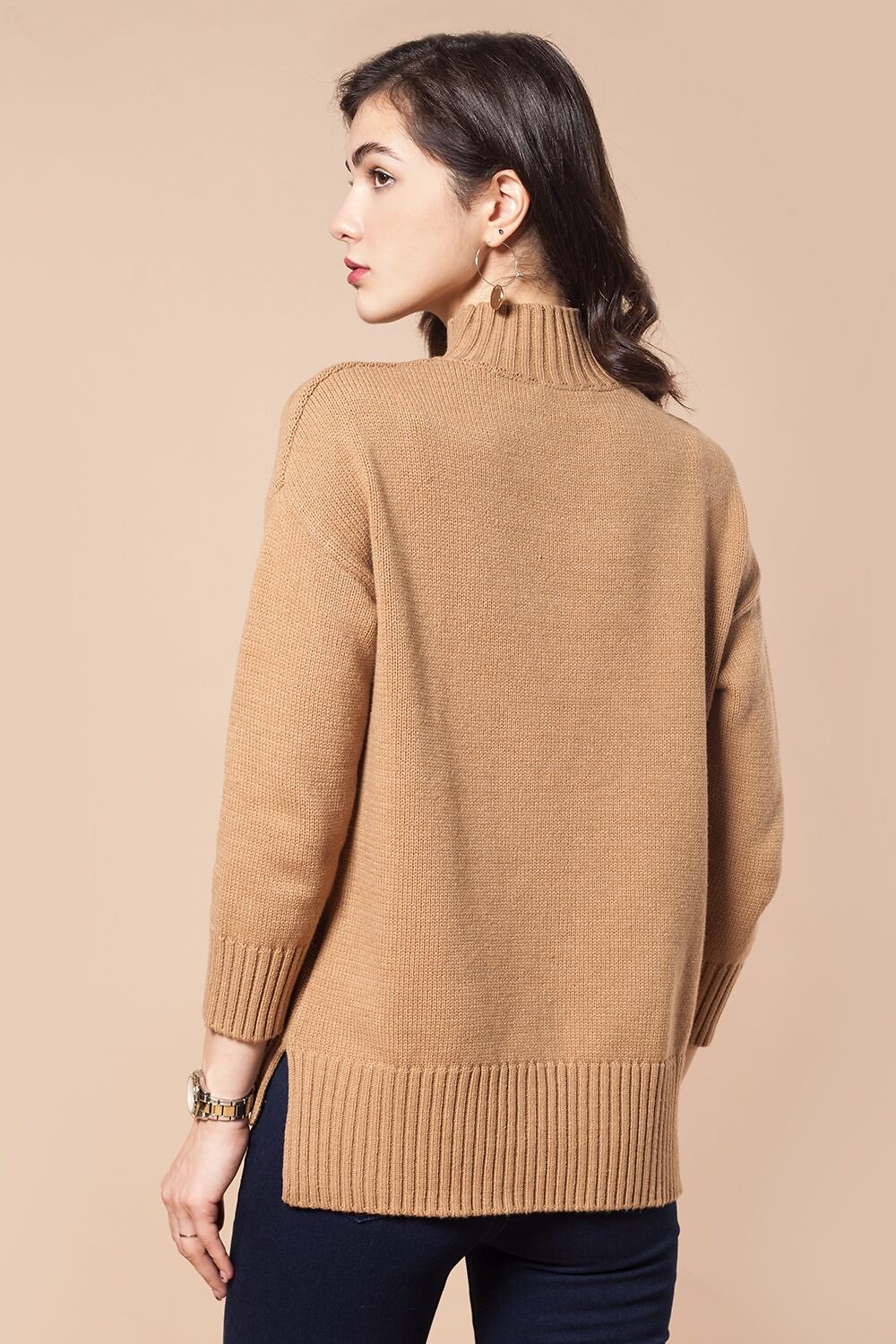 VILATTE Джемпер 568148 D39.469 бежевый