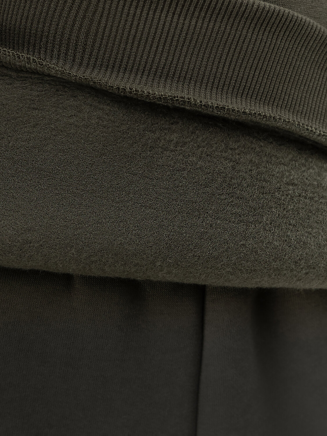 Bodo Костюм 568243 46-91МU темный хаки