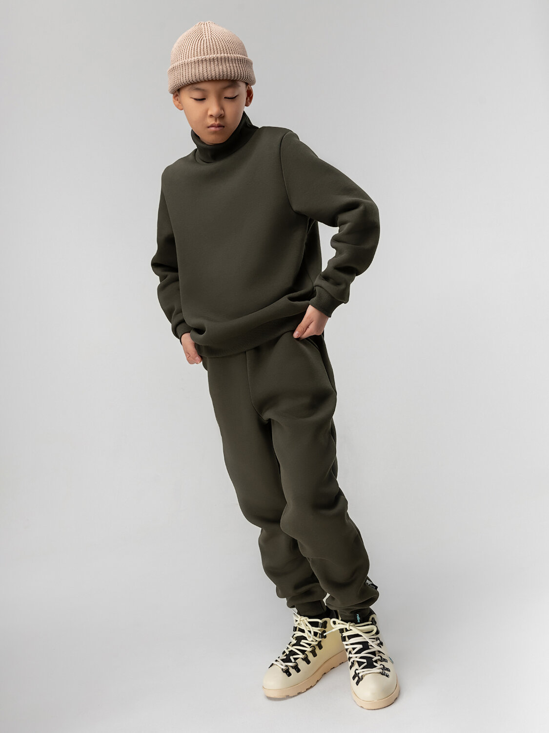 Bodo Костюм 568243 46-91МU темный хаки