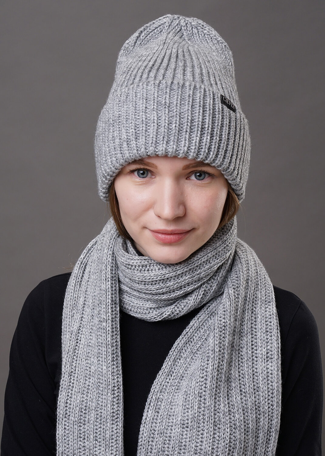 CLEVER Шапка 91309 102680ап меланж св.серый