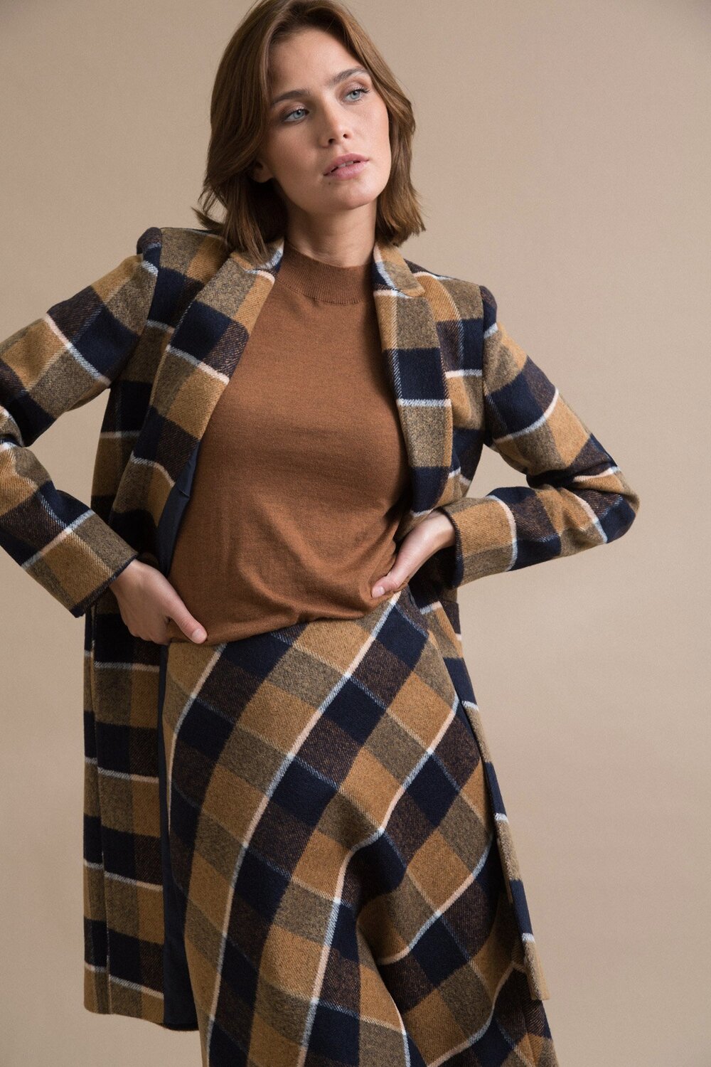 Emka Fashion Пальто 93836 R026/myrmyr коричневый, синий, бежевый