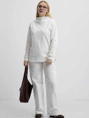 AandOstudio Свитшот 567882 Д30009Д белый