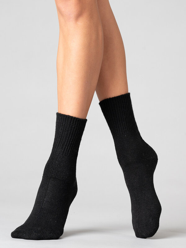 JS Giulia Носки 319018 WS3 THERMO 2301 nero