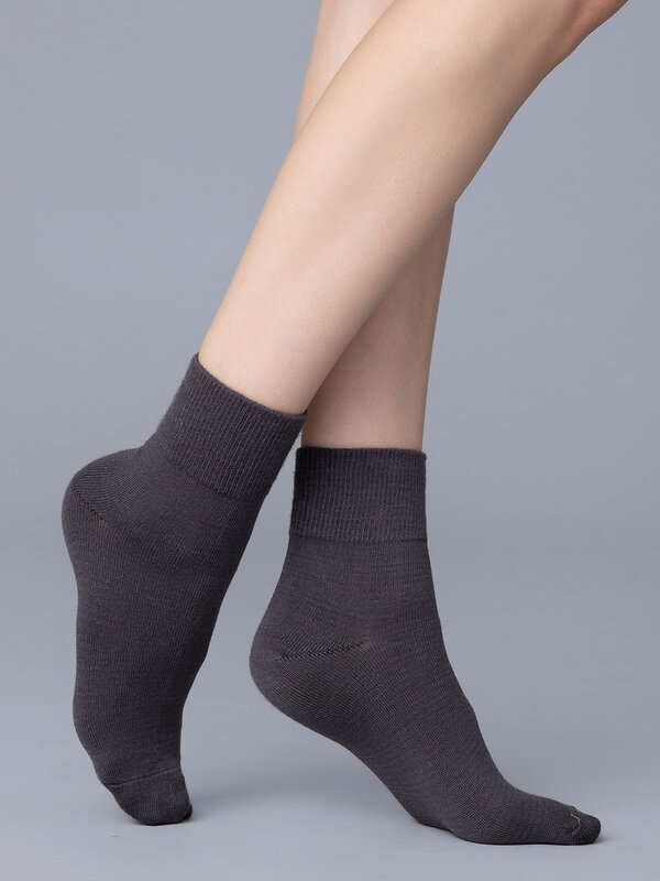 JS Giulia Носки 331979 WS3 SOFT WOOL grigio
