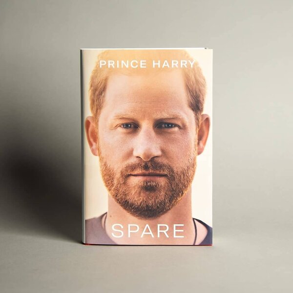 Эксмо Prince Harry "Spare (by Prince Harry The Duke of Sussex) Запасной (Принц Гарри, герцог Сассекский)" 455444 978-0-85-750479-1