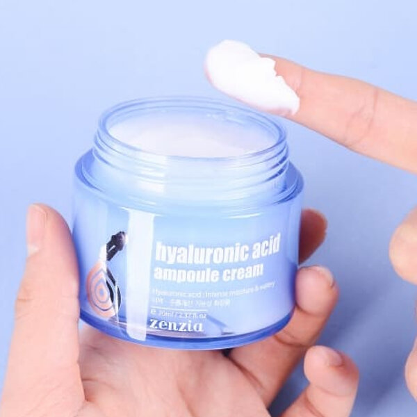 Jigott Крем для лица увлажняющий с гиалуроновой кислотой / Zenzia Hyaluronic Acid Ampoule Cream, 70 мл 548102 15624