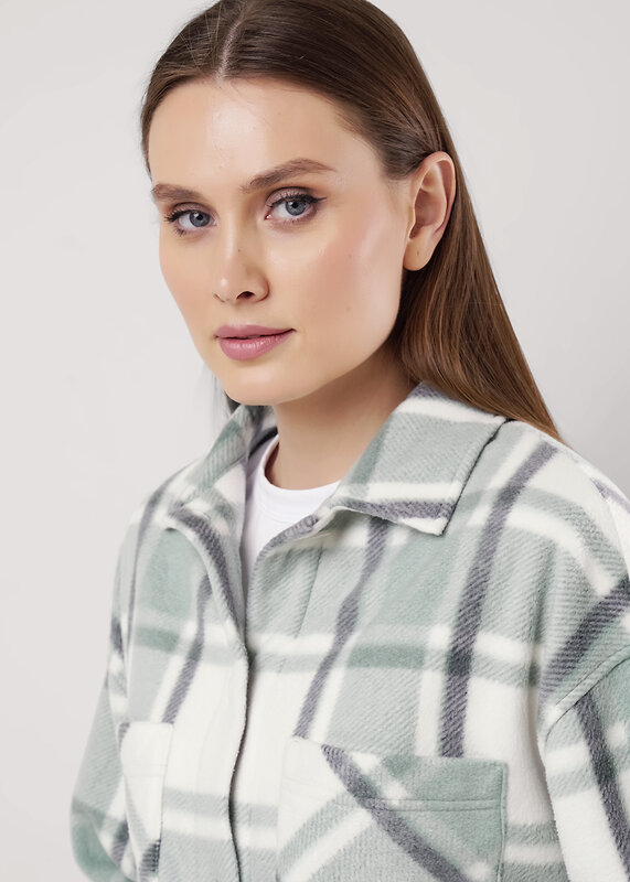 CLEVER Куртка 556187 LJ15-103/4 зелёный/молочный