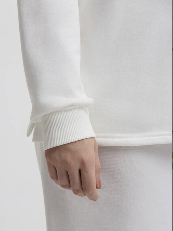 AandOstudio Свитшот 567882 Д30009Д белый