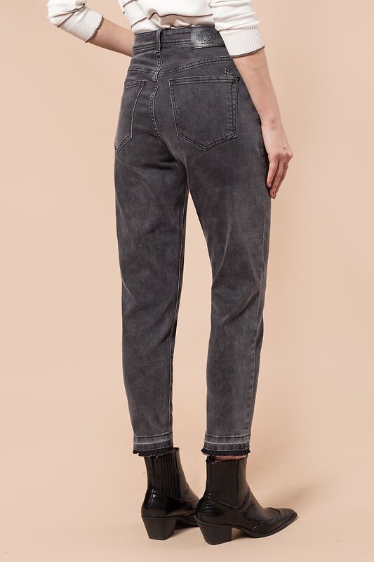 VILATTE Джинсы 568171 D54.190 серый