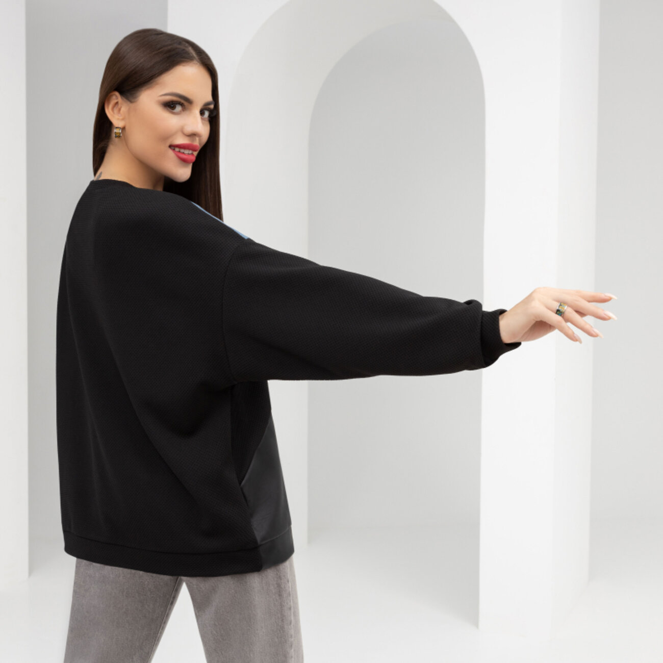 CHARUTTI Свитшот 294783 7558 черный