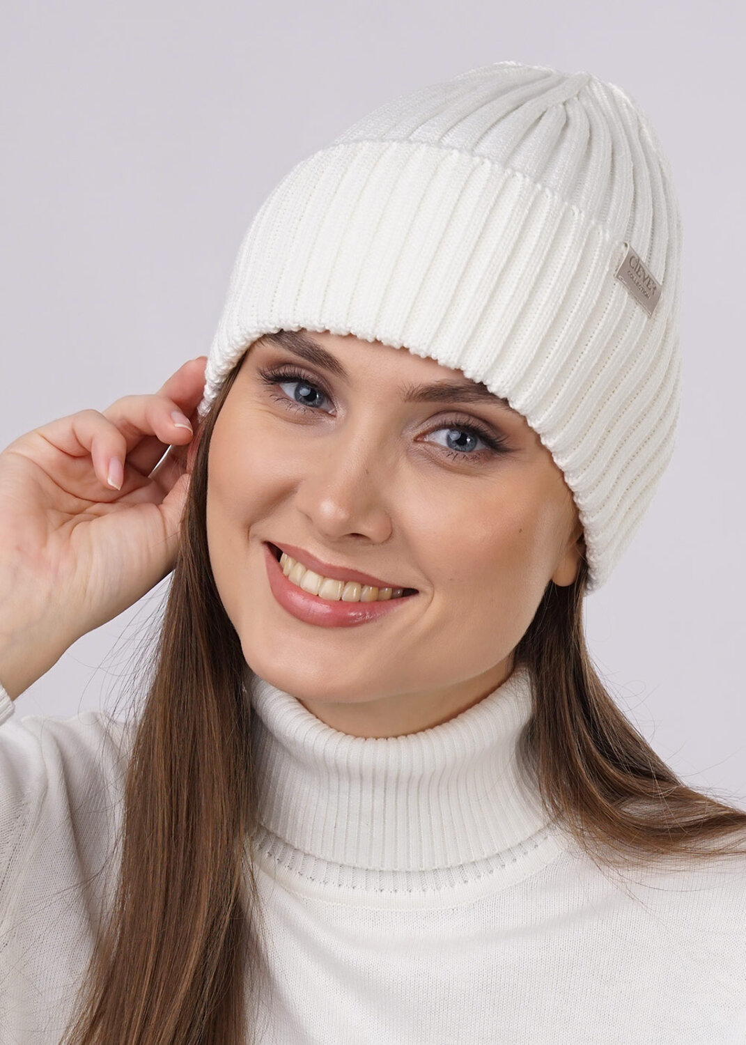 CLEVER Шапка 309237 523480ха молочный