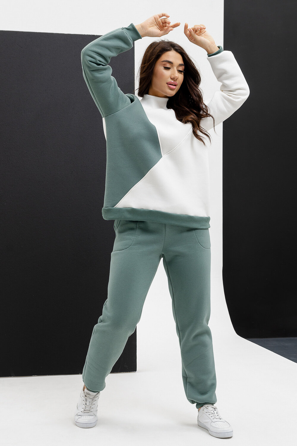 Натали Костюм 334123 Костюм женский Модерн оливковый+молочный