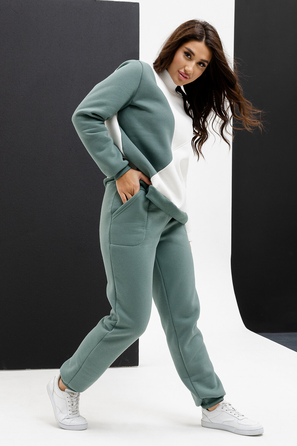 Натали Костюм 334123 Костюм женский Модерн оливковый+молочный