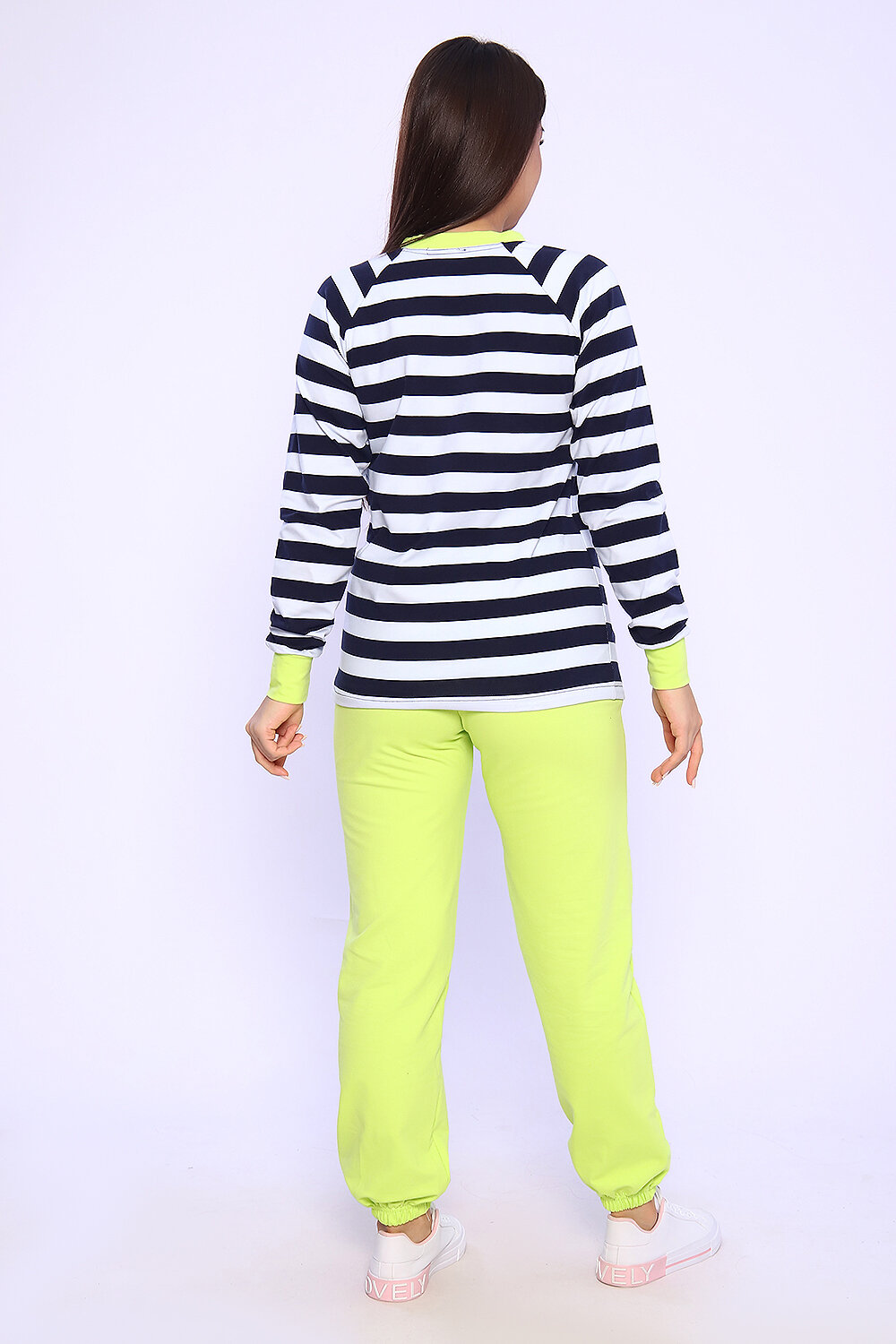 Натали Костюм 337848 24280 салатовый