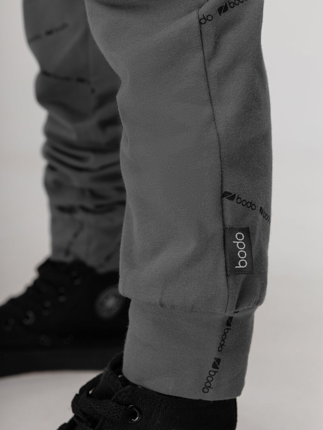 Bodo Костюм 397136 11-263МU серый (черный)