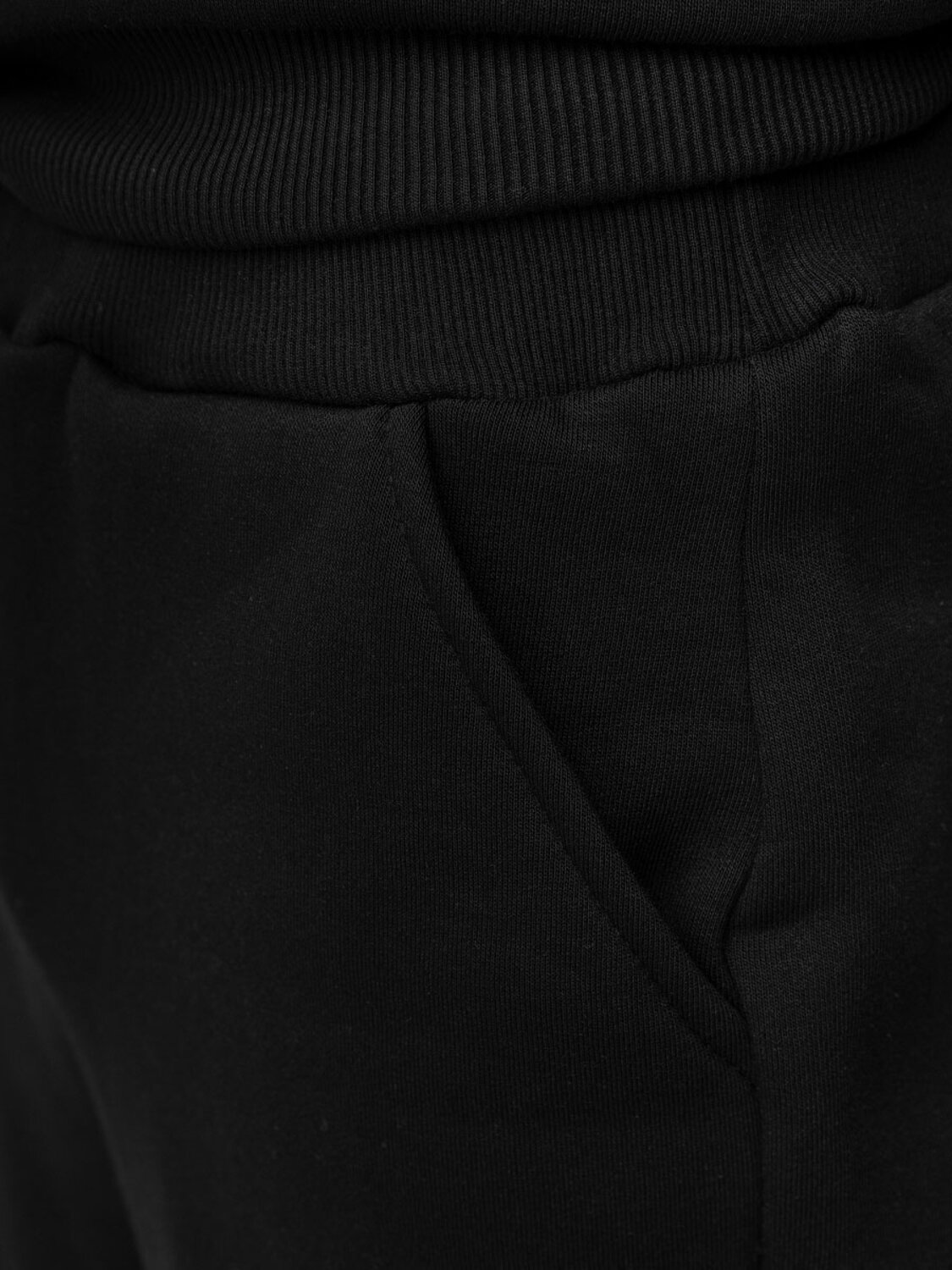 Bodo Костюм 414508 46-134МU черный