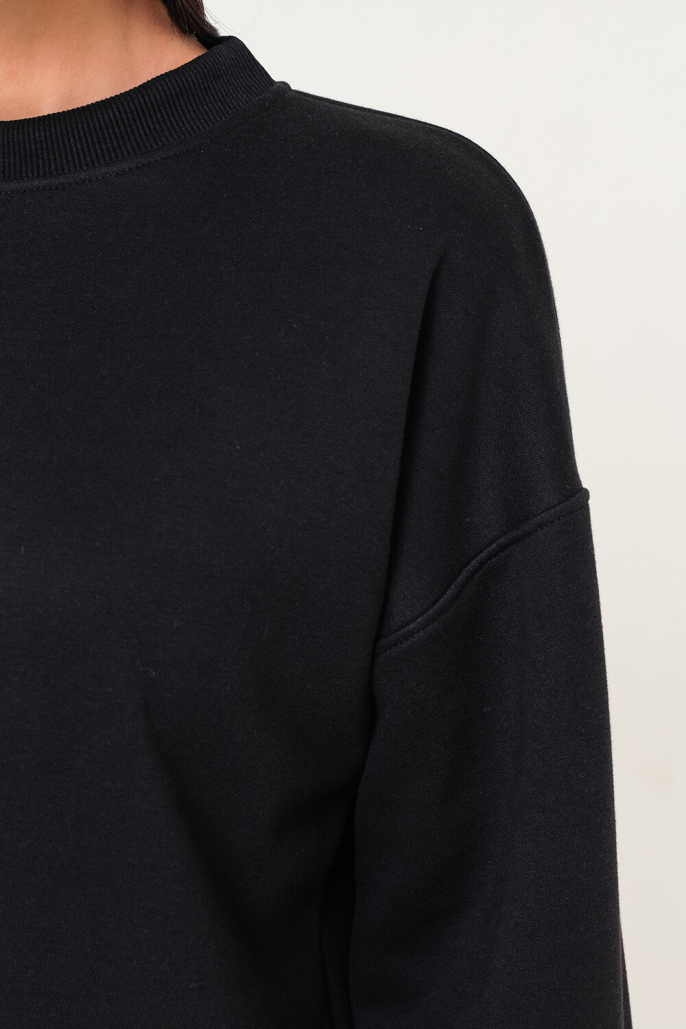 Натали Свитшот 415434 21560 черный