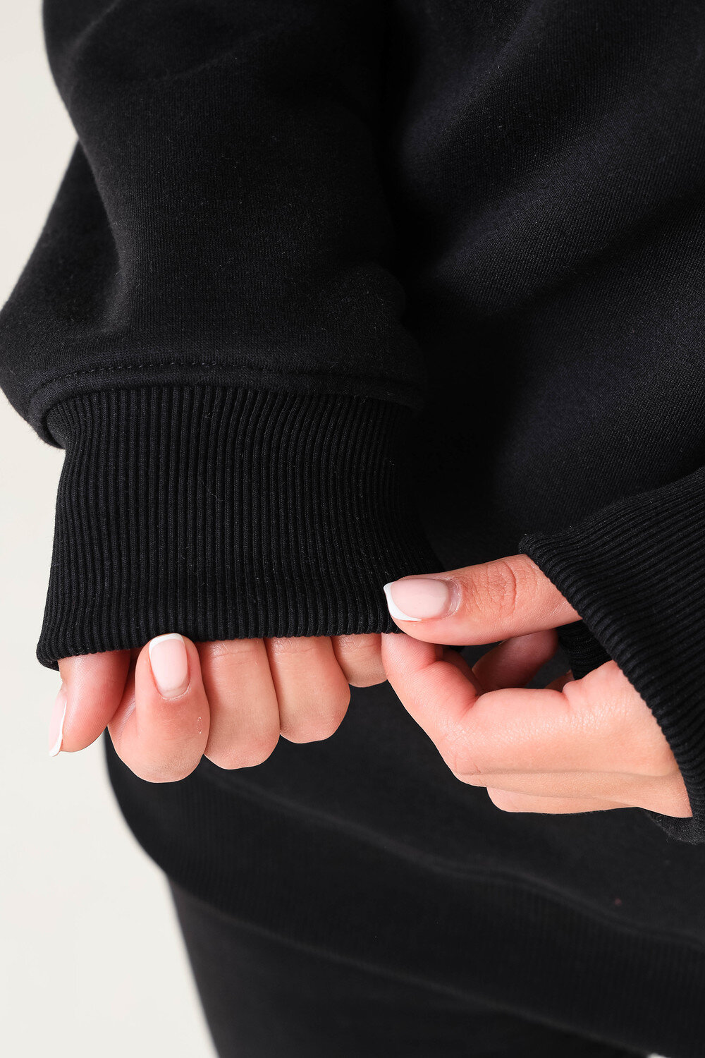 Натали Свитшот 415434 21560 черный