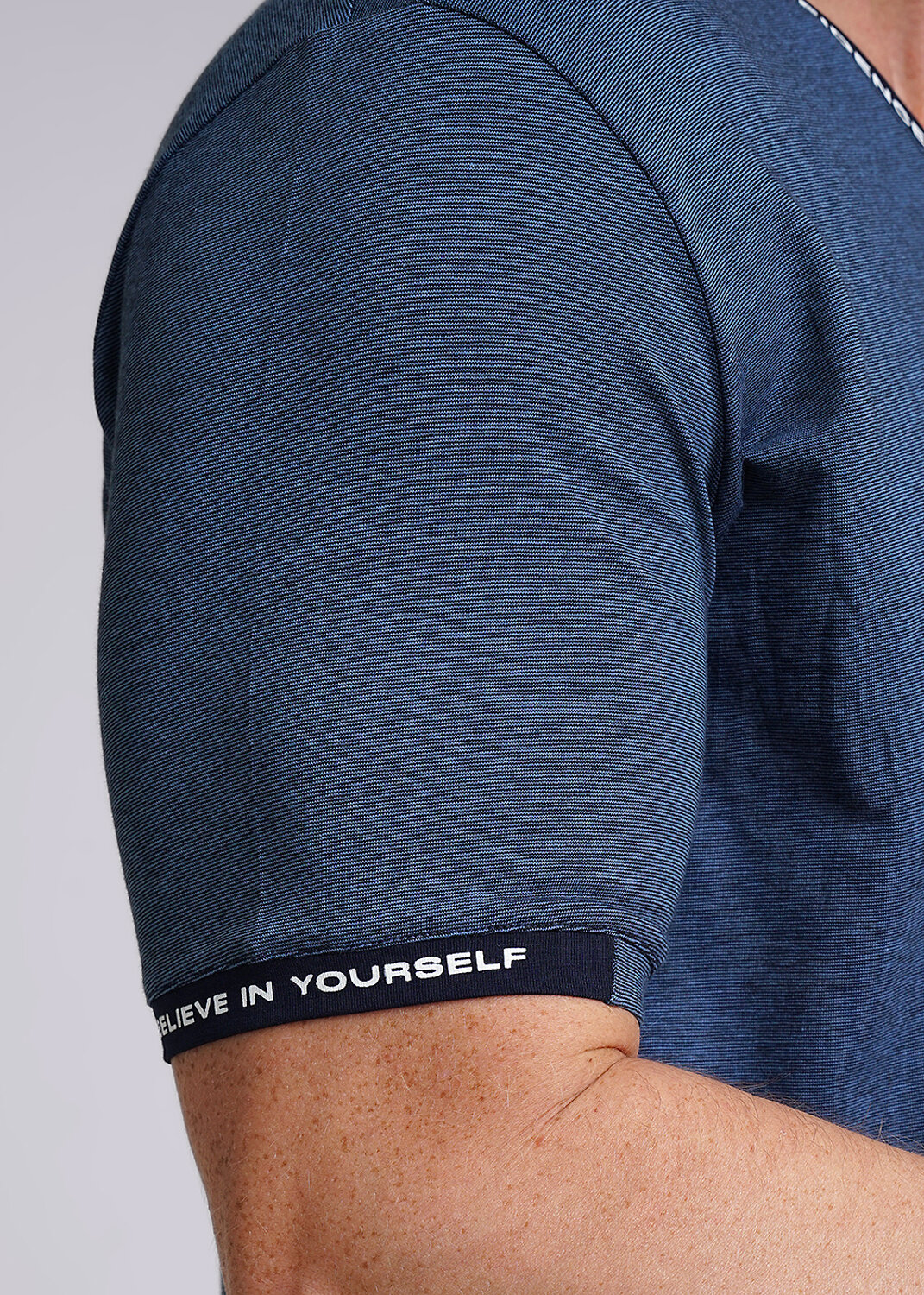 CLEVER Джемпер 415832 542150/01гн maxi_п св.голубой/чёрный