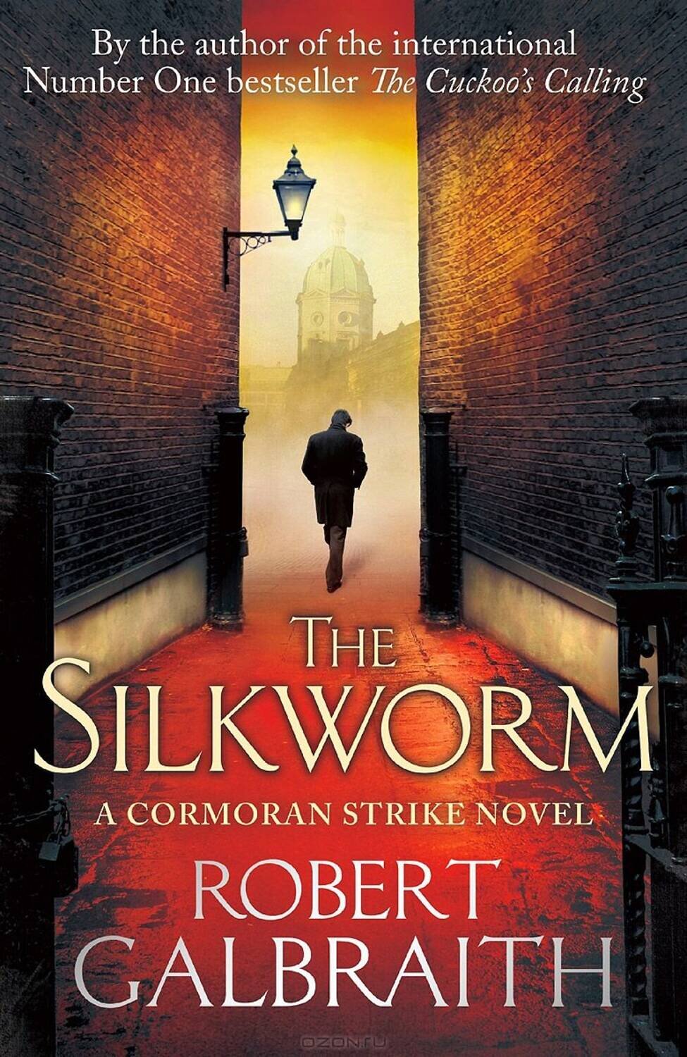 Эксмо Robert Galbraith "The Silkworm (Robert Galbraith) Шелкопряд (Роберт Гэлбрайт) / Книги на английском языке"