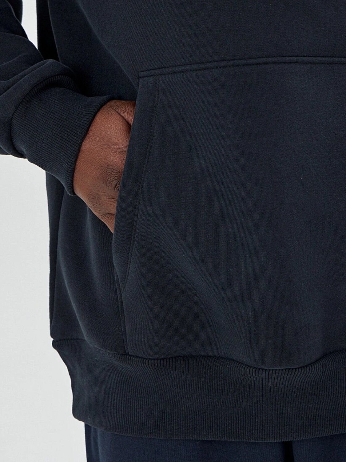 MARK FORMELLE Худи 559240 121806-1 черный +печать