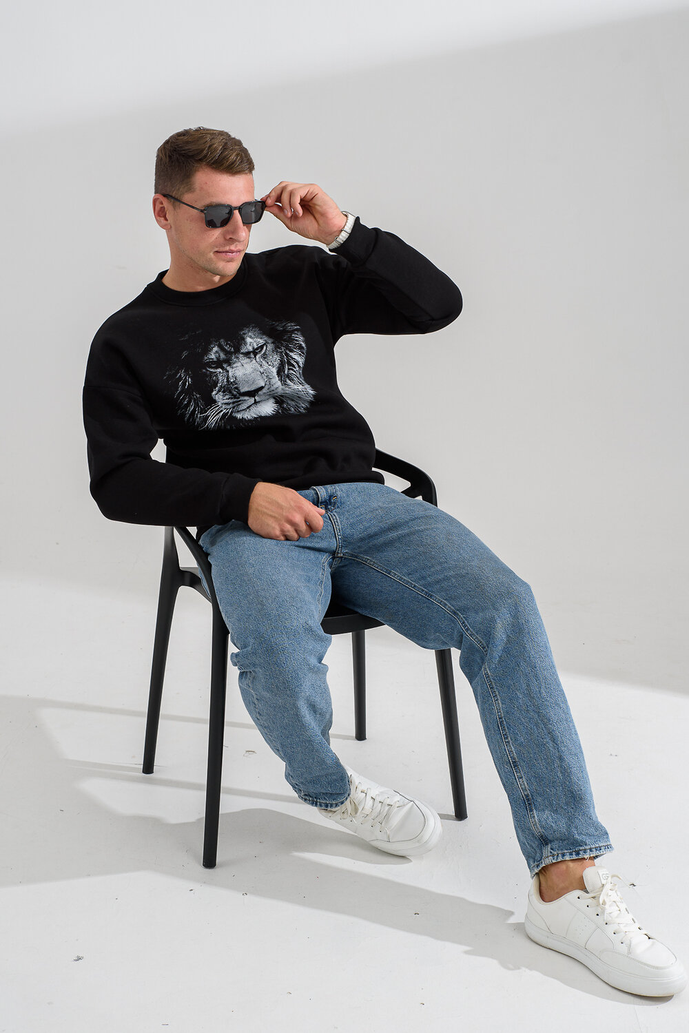 Натали Свитшот 560160 8559 черный+лев