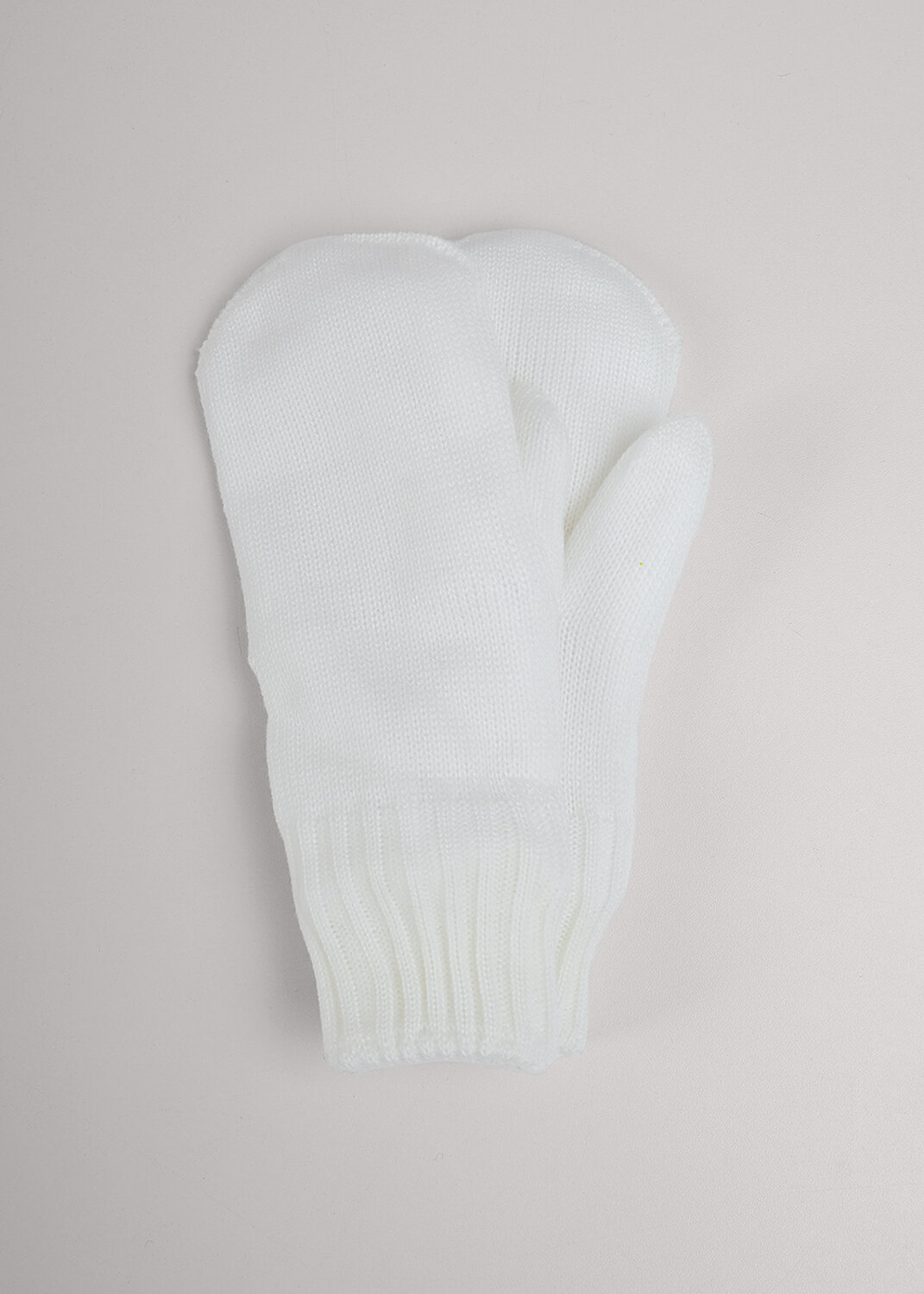 ЭЙС Варежки 563923 454409ак флис молочный