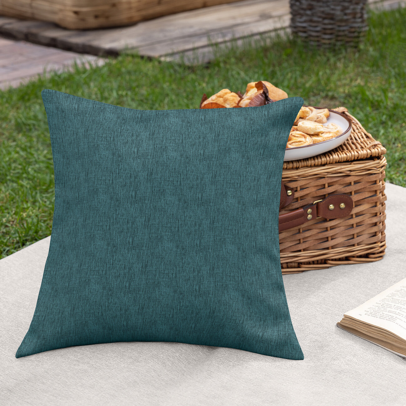 Волшебная Ночь Подушка 564432 920802 Топаз