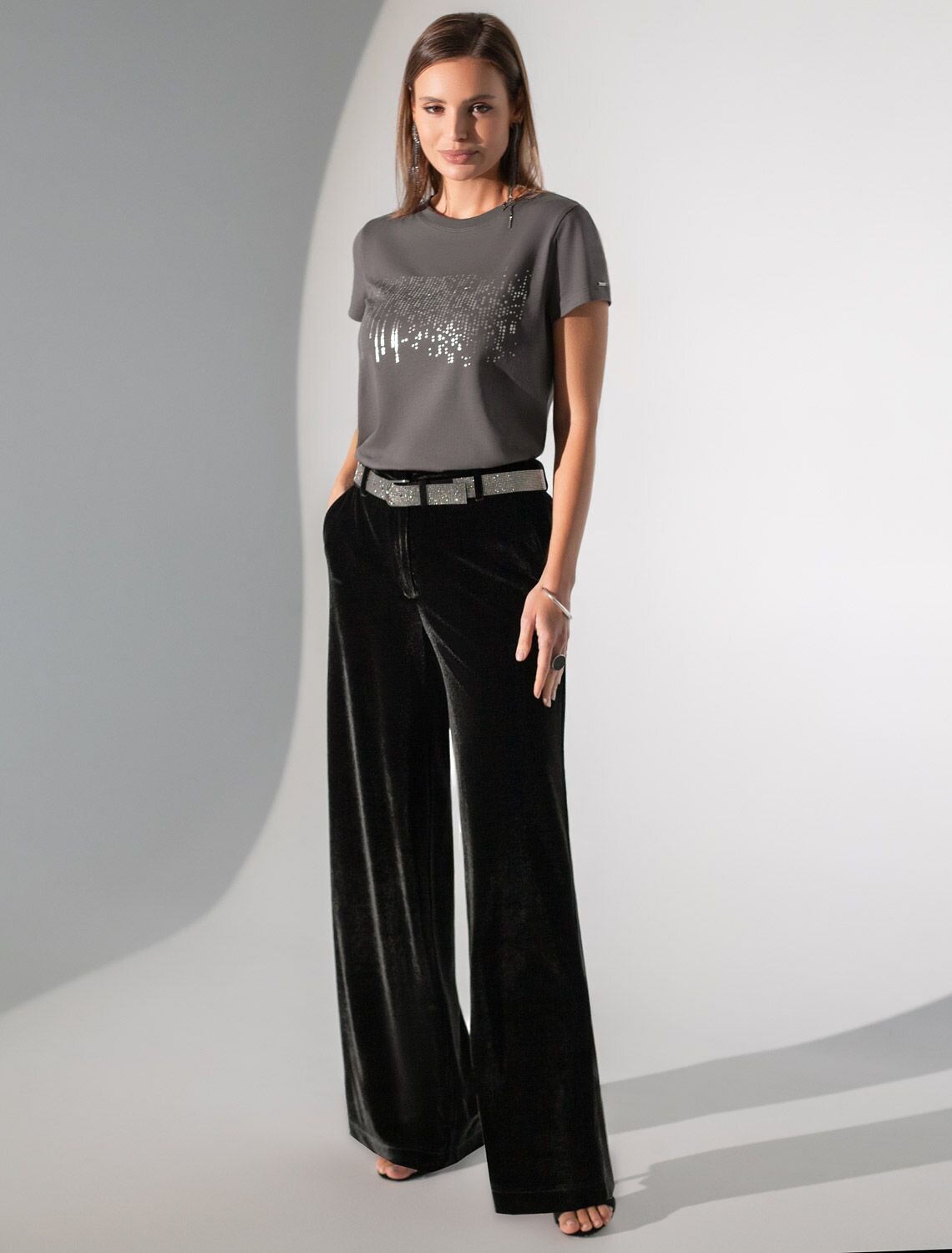 VILATTE Футболка 567419 D49.123 т.серый_дождь