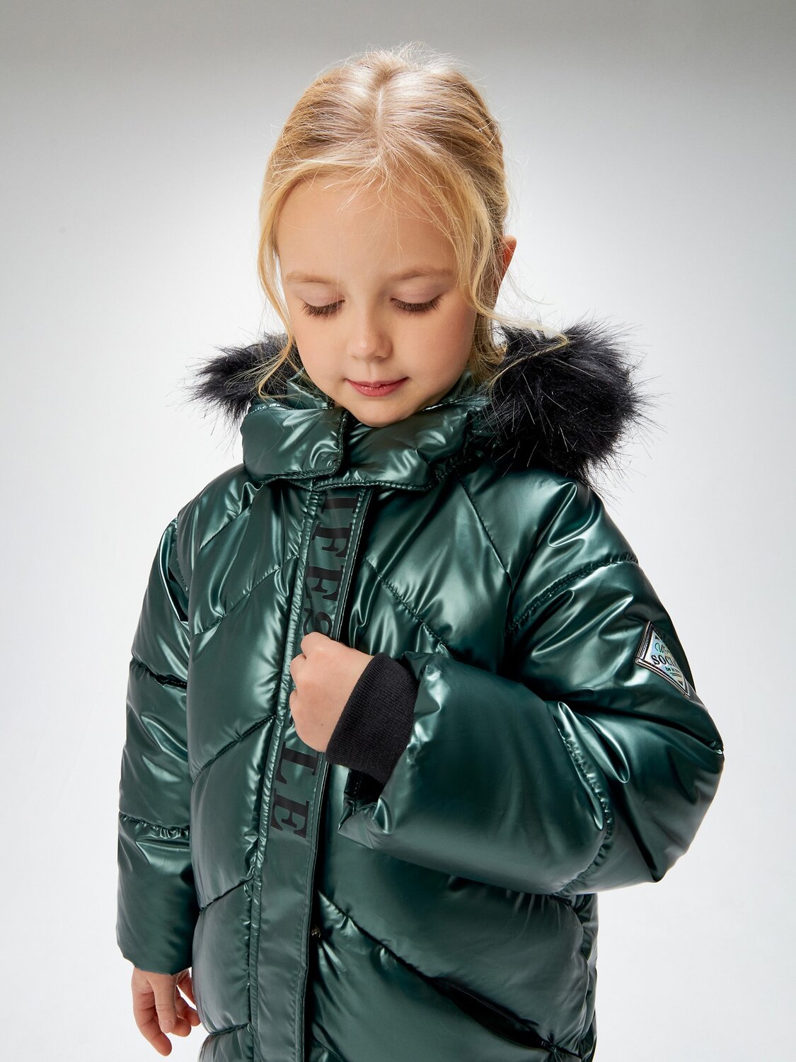 Acoola Пальто 568346 20220670011 темно-зеленый