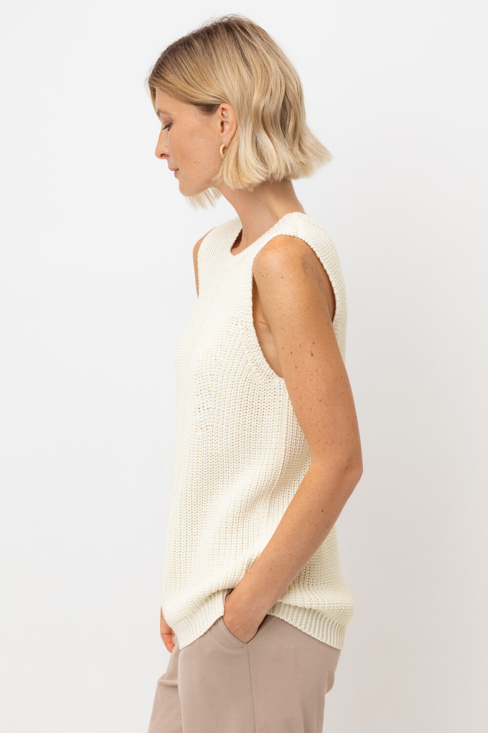 VERY NEAT Топ 568536 ЕВ 30206 бежевый