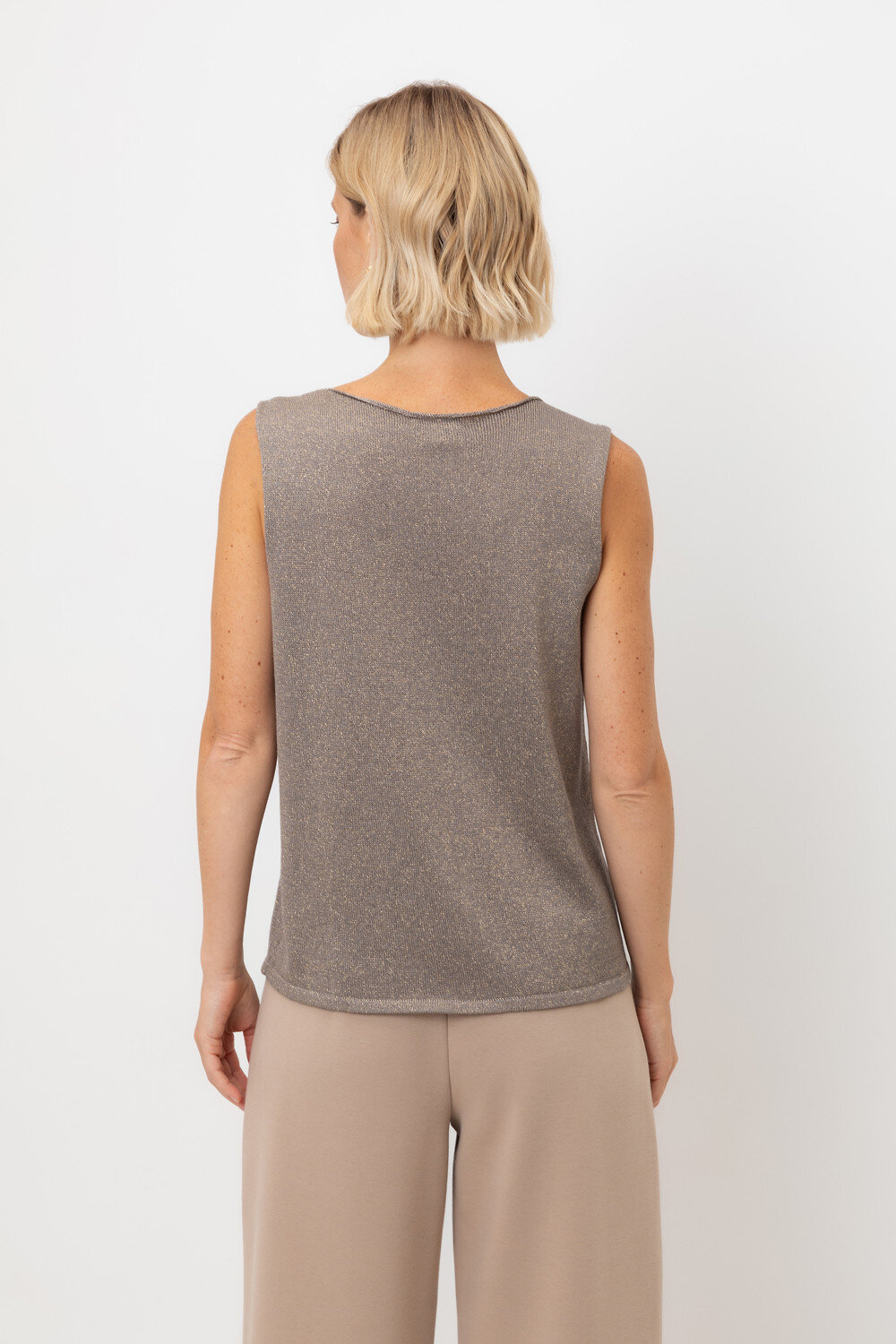 VERY NEAT Топ 568538 ЕВ 30212 бежевый